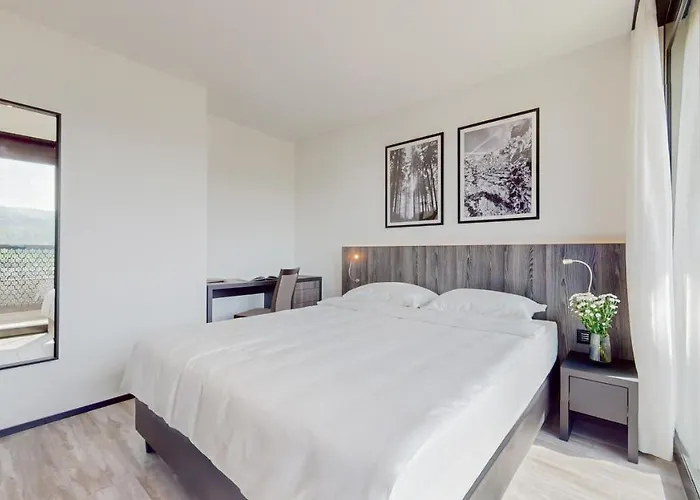 Three Point Apartments