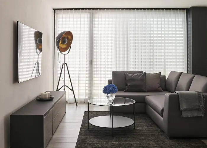Three Point Apartments